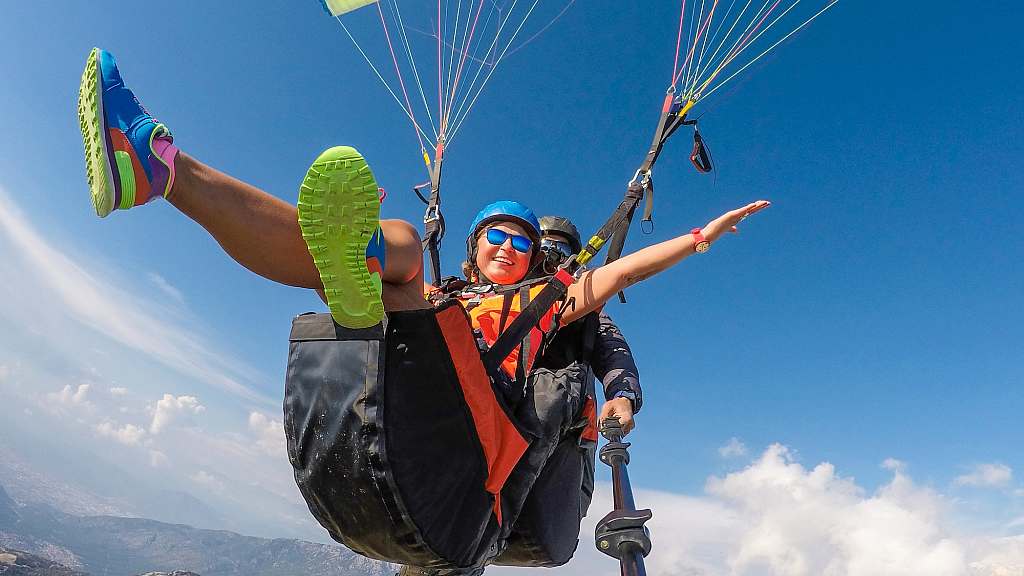 Paragliding